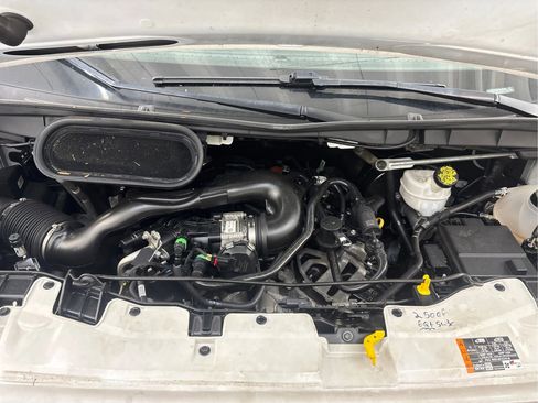 Used 2022 Ford Transit 250 Low Roof RWD image 29