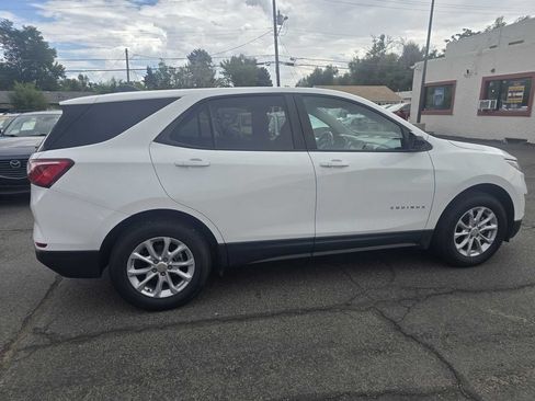 Used 2021 Chevrolet Equinox LS w/ LS Convenience Package AWD/4WD image 8