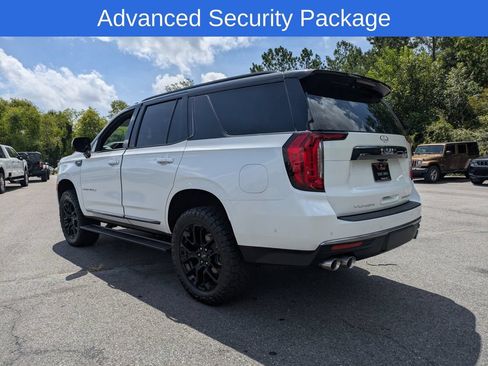 Used 2024 GMC Yukon Denali Ultimate AWD/4WD image 6