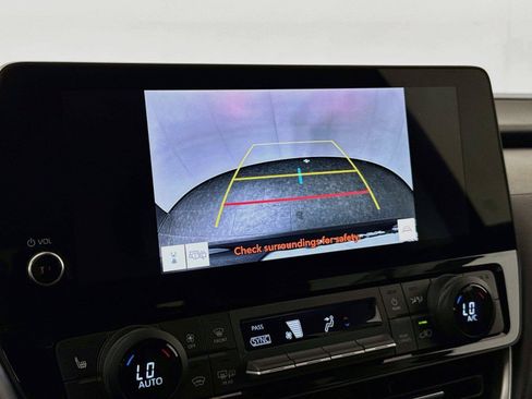 Certified 2025 Toyota Grand Highlander FWD image 25