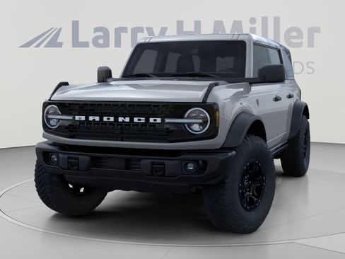 New 2026 Ford Bronco Badlands AWD/4WD image 2