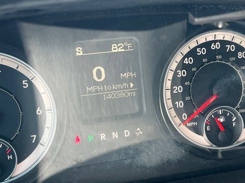 Used 2016 RAM 1500 Classic SLT RWD image 9
