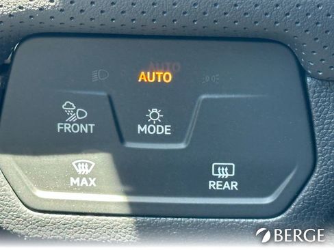 New 2026 Volkswagen Atlas Cross Sport SEL Premium R-Line AWD/4WD image 22