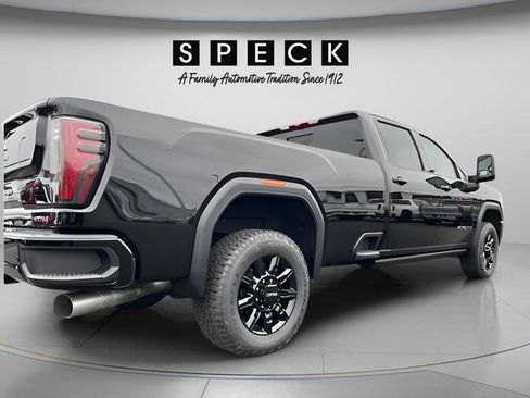 New 2026 GMC Sierra 3500 AT4 AWD/4WD image 5