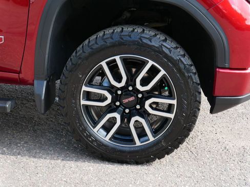 Used 2023 GMC Sierra 1500 AT4 w/ Technology Package AWD/4WD image 7