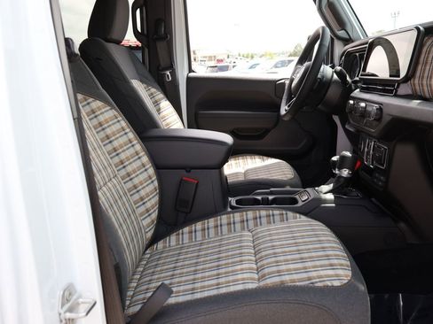 New 2026 Jeep Wrangler Unlimited Sport AWD/4WD image 9