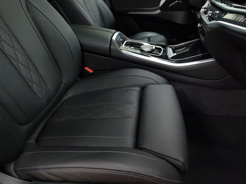 Used 2024 BMW X5 xDrive40i image 23