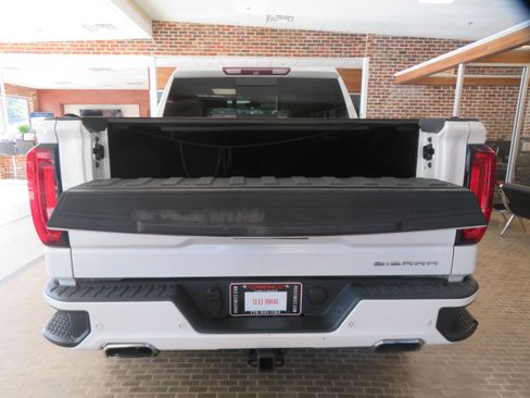 Used 2019 GMC Sierra 1500 Denali w/ Denali Ultimate Package AWD/4WD image 55