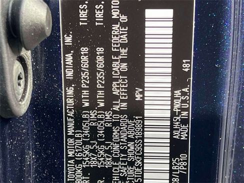 Used 2025 Toyota Sienna Platinum image 25