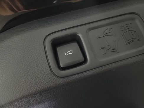 Used 2022 Lincoln Navigator L Reserve RWD image 7