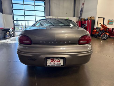 Used 1998 Chrysler Concorde LX image 29