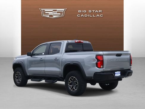 Used 2024 Chevrolet Colorado ZR2 w/ ZR2 Convenience Package III image 3