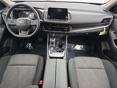 Used 2026 Nissan Rogue SV FWD image 10