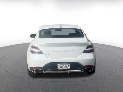 Used 2025 Genesis G70 2.5T image 14