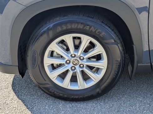Certified 2026 Toyota Grand Highlander AWD image 16
