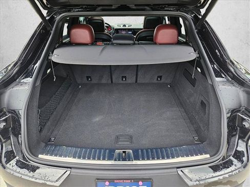 Used 2024 Porsche Cayenne S AWD/4WD image 7