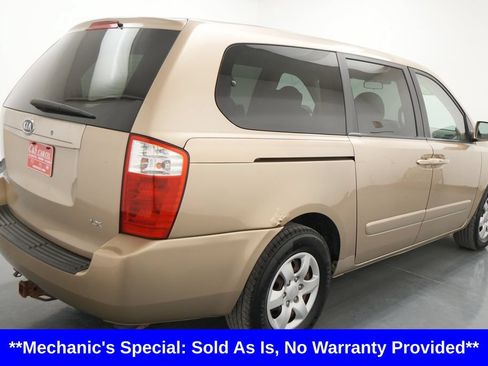 Used 2006 Kia Sedona FWD image 8