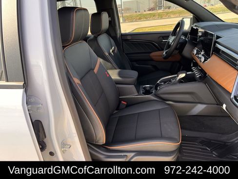 New 2026 GMC Canyon AT4 AWD/4WD image 23