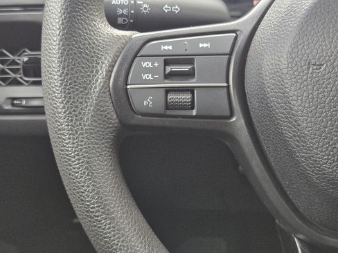 Used 2023 Honda Accord LX image 24