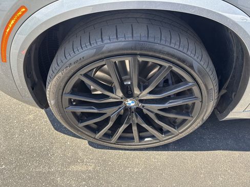 Used 2024 BMW X5 M60i AWD/4WD image 37