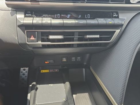 New 2026 Toyota Camry SE FWD image 23
