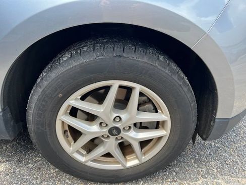Used 2024 Ford Edge SEL AWD/4WD image 7