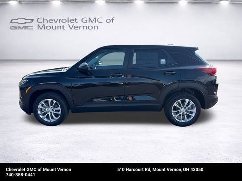 New 2026 Chevrolet TrailBlazer LS w/ LS Convenience Package AWD/4WD image 2