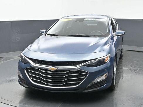 Used 2024 Chevrolet Malibu LT FWD image 5