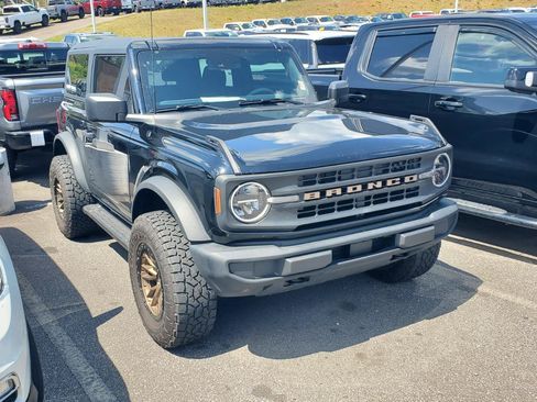 Used 2022 Ford Bronco 2-Door AWD/4WD image 2