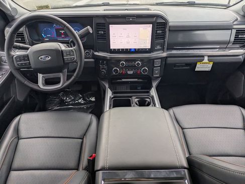 New 2025 Ford F550 4x4 Crew Cab Super Duty image 13