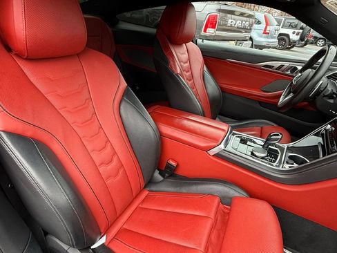 Used 2022 BMW M850i xDrive Coupe image 27
