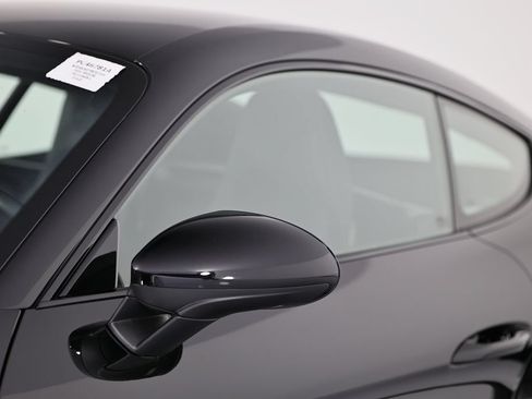 Certified 2024 Porsche 718 Cayman S RWD image 12