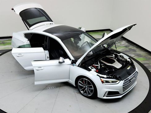 Used 2019 Audi S5 Prestige w/ S Sport Package image 39