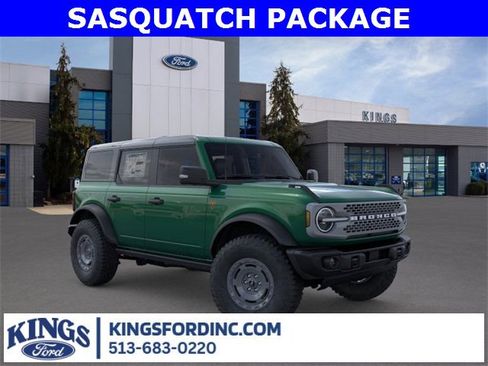 New 2025 Ford Bronco Badlands image 7