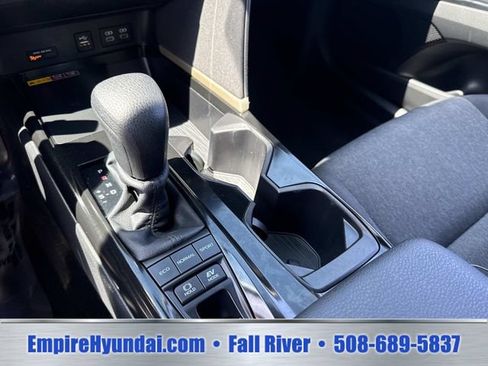 Used 2025 Toyota Camry LE FWD image 24