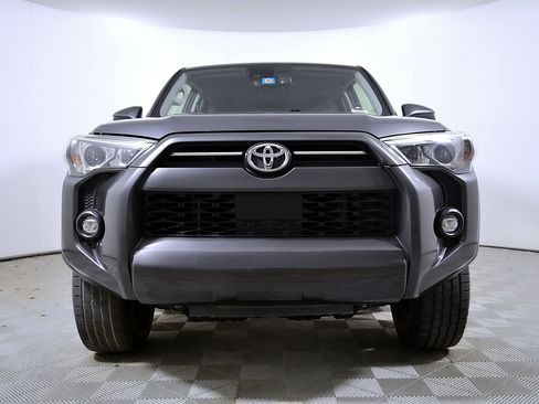 Used 2021 Toyota 4Runner SR5 RWD image 5