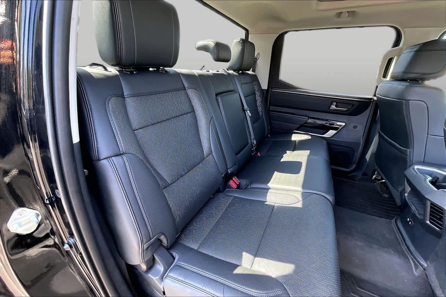 Used 2024 Toyota Tundra Limited AWD/4WD image 18