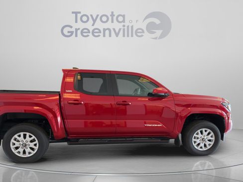 Certified 2025 Toyota Tacoma SR5 RWD image 7