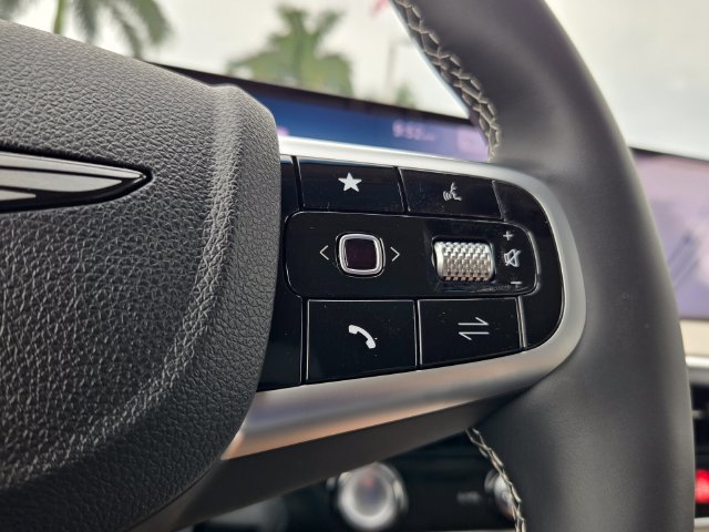 New 2027 Genesis GV70 2.5T Select AWD/4WD image 12