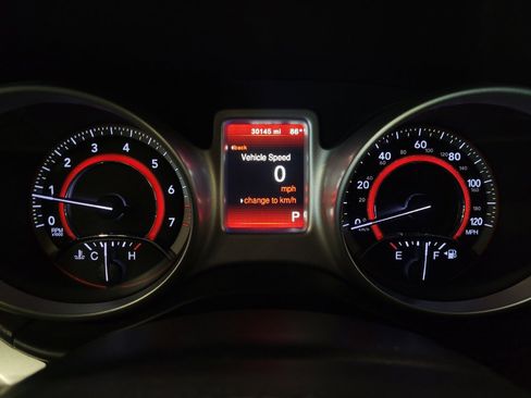 Used 2018 Dodge Journey SE FWD image 23