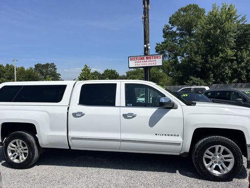 Used 2015 Chevrolet Silverado 1500 LTZ AWD/4WD image 3