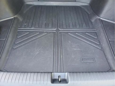 Used 2025 Honda Accord SE image 9