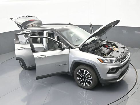 Used 2022 Jeep Compass Limited w/ Sun and Sound Group image 68