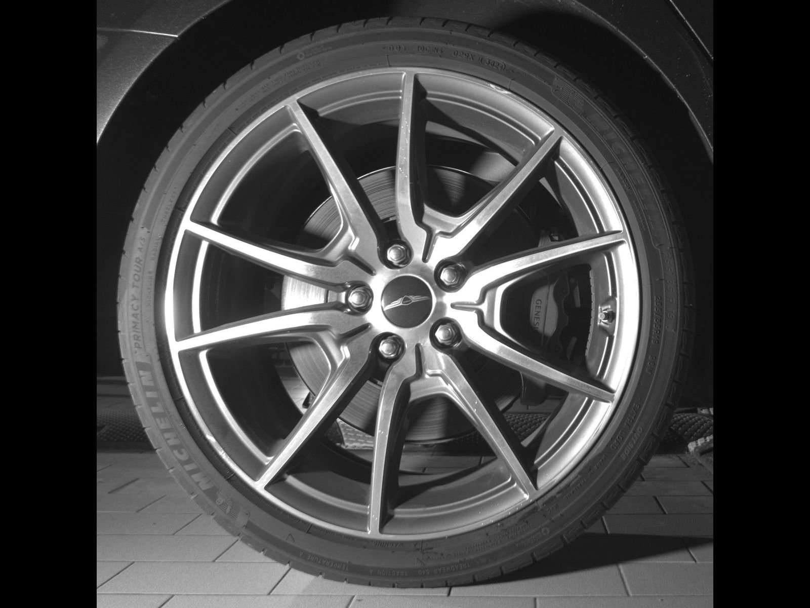 Used 2025 Genesis G70 2.5T RWD image 26