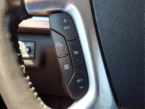 Used 2017 GMC Acadia Limited SLT FWD image 24