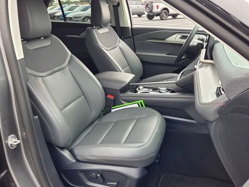 New 2026 Ford Explorer Active w/ Active Comfort Package RWD image 17