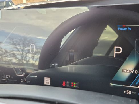 New 2026 BMW X5 xDrive50e w/ M Sport Package image 18