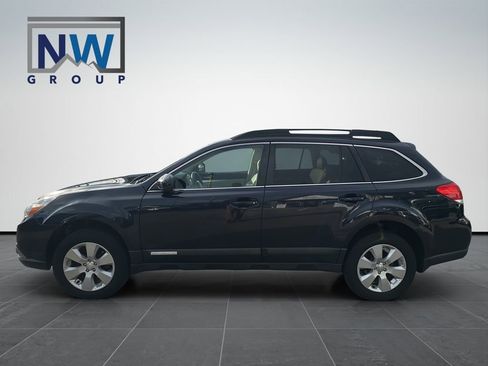 Used 2012 Subaru Outback 2.5i Premium w/ All-Weather Pkg image 3