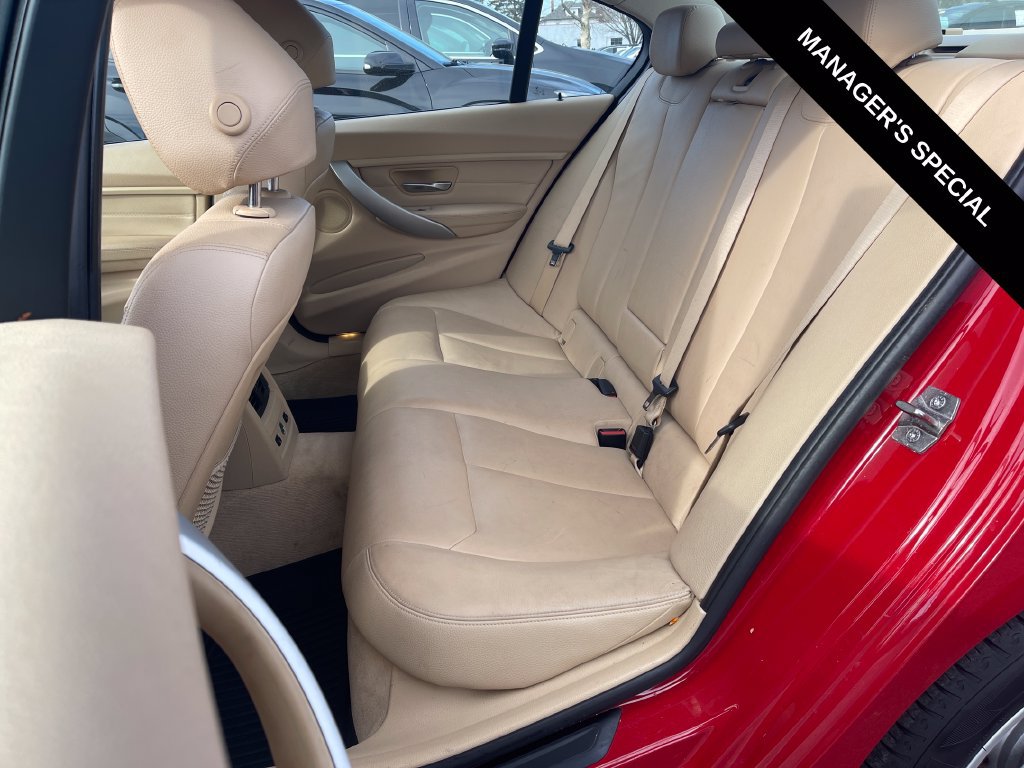 Used 2013 BMW 328i xDrive Sedan AWD/4WD image 15