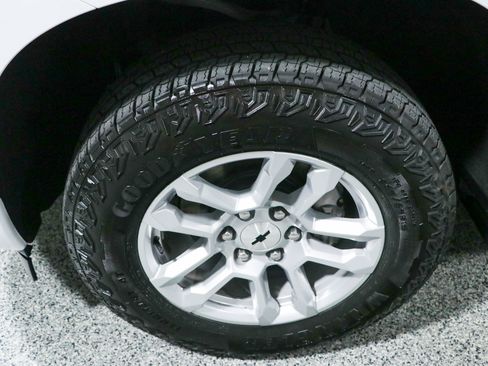 Used 2022 Chevrolet Silverado 1500 RST w/ Protection Package AWD/4WD image 11